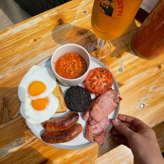 baby-e-breakfast and beer 2 baby-e-breakfast and beer 2